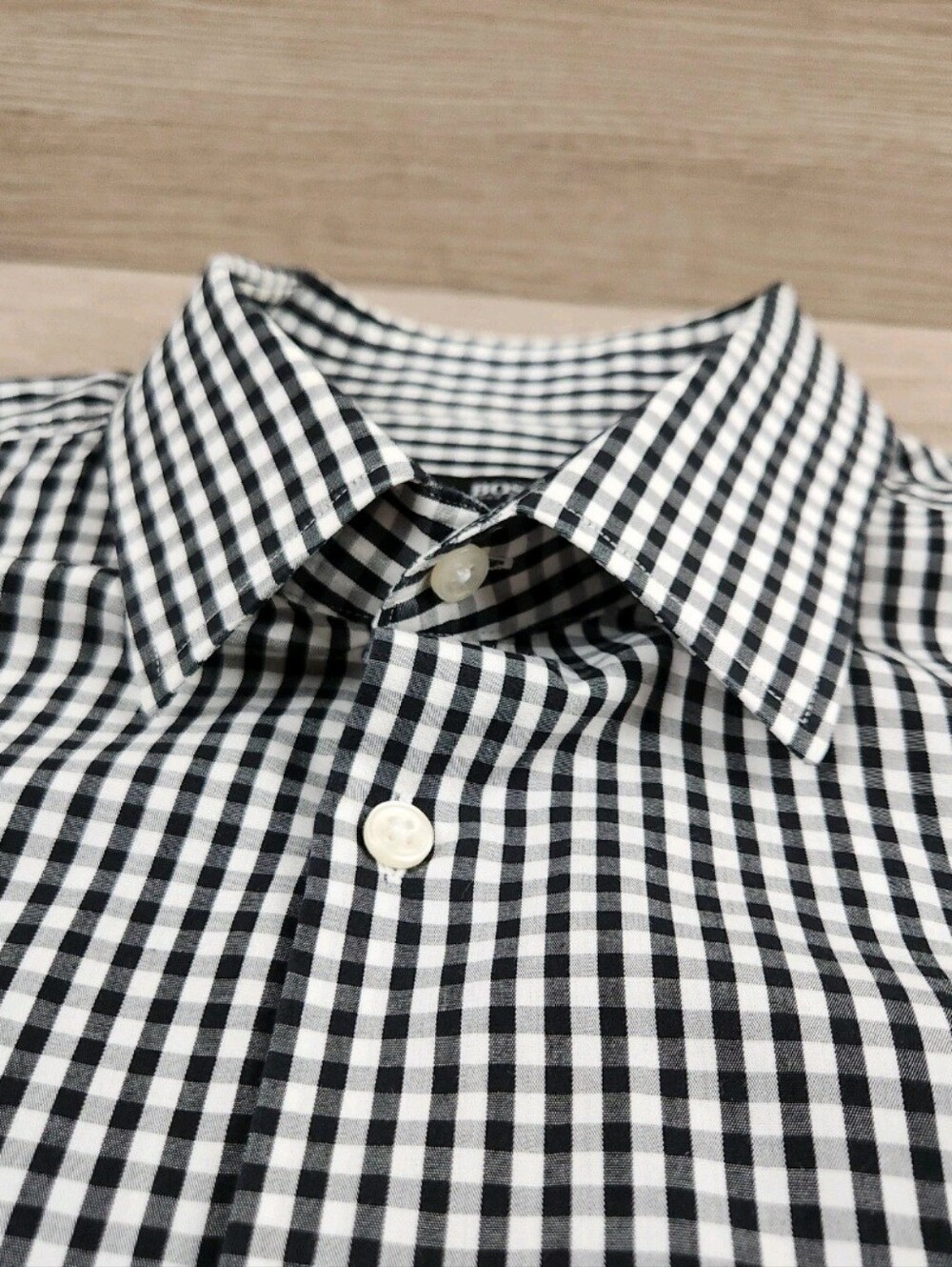Boss Dress Shirt Mens 16 Black White Long Sleeve Button Up Check Sharp Fit - Picture 7 of 8